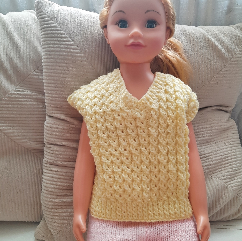 Pastel Yellow Crocheted Sweater Vest Toddler 2T - Picture 2 of 6